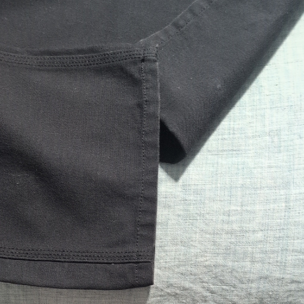 Carhartt Black Relaxed Fit Pants - Picture 9 of 11